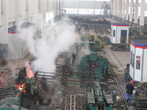 淮安无缝钢管厂家生产车间